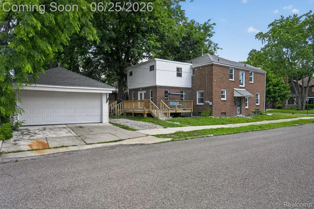 20101 Briarcliff Road Detroit City MI 48221