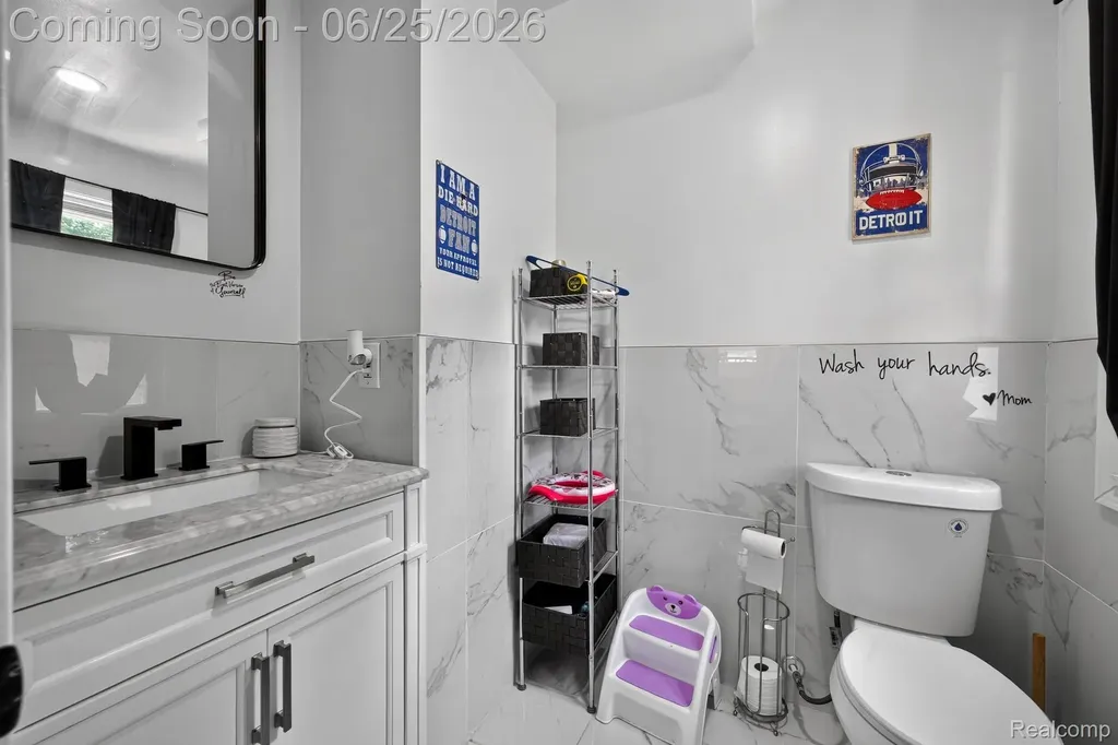 20101 Briarcliff Road Detroit City MI 48221