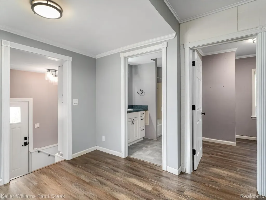 26616 Hampden Street Madison Heights City MI 48071