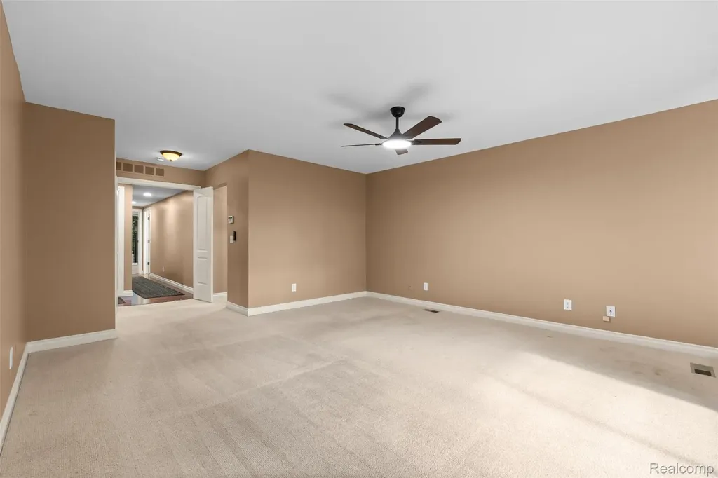 6471 Maple Hills Drive Bloomfield Hills City MI 48301