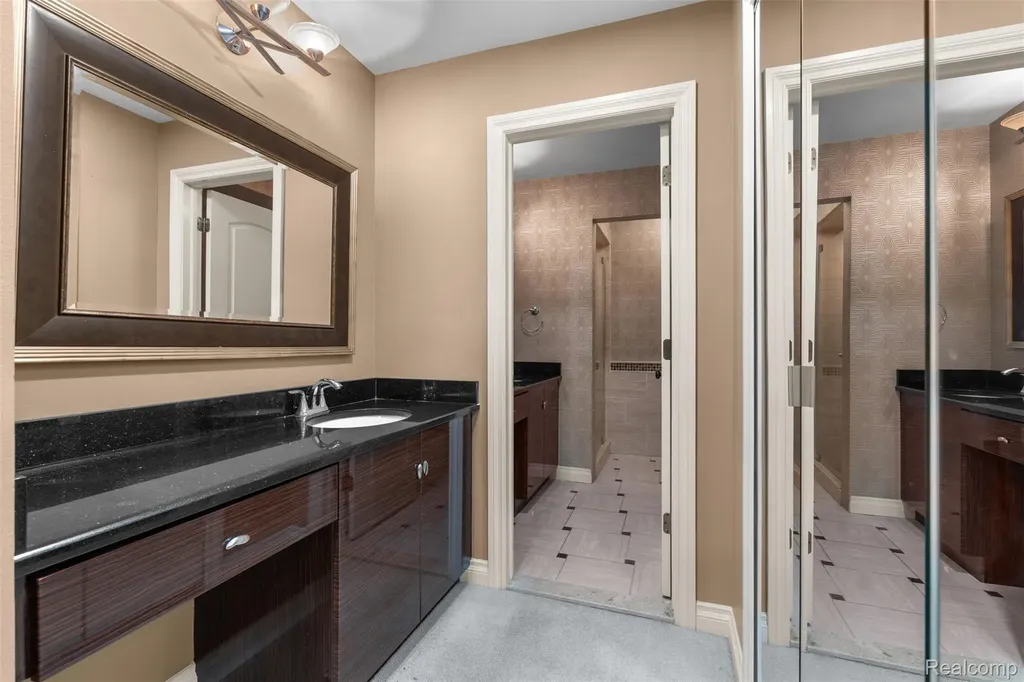 6471 Maple Hills Drive Bloomfield Hills City MI 48301