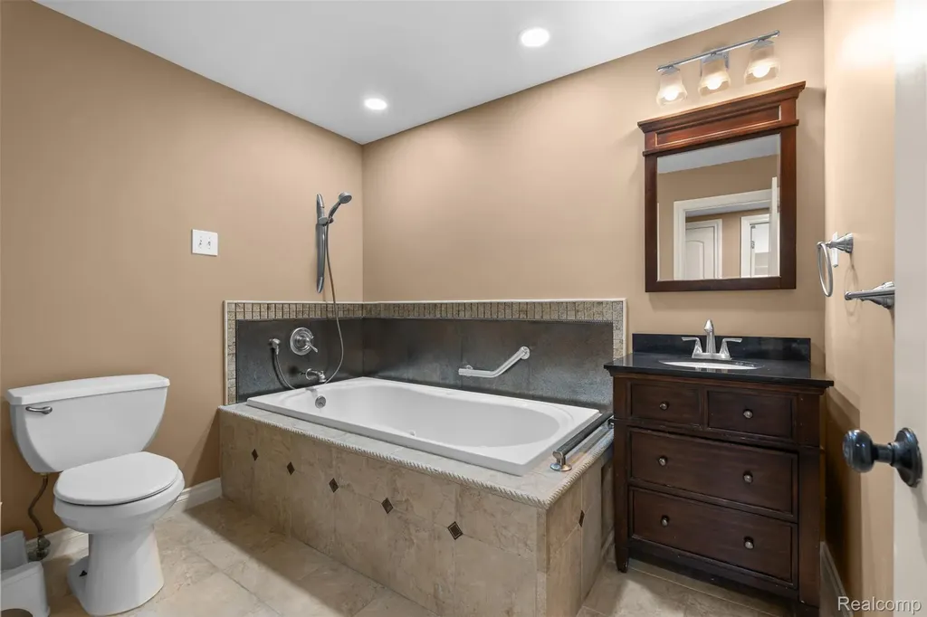 6471 Maple Hills Drive Bloomfield Hills City MI 48301