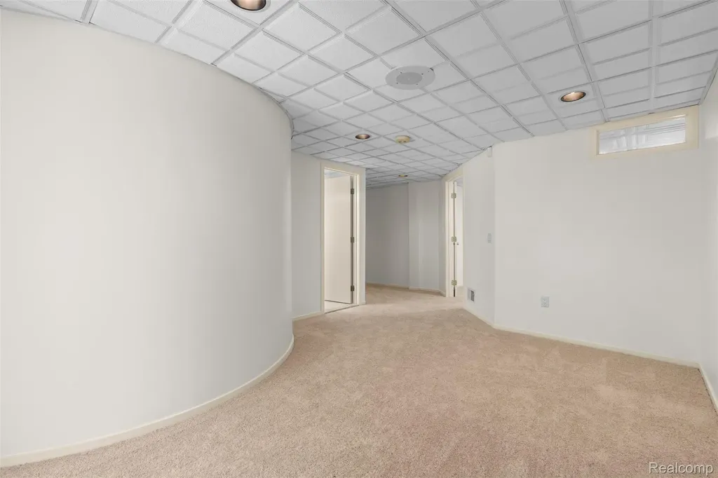 6471 Maple Hills Drive Bloomfield Hills City MI 48301