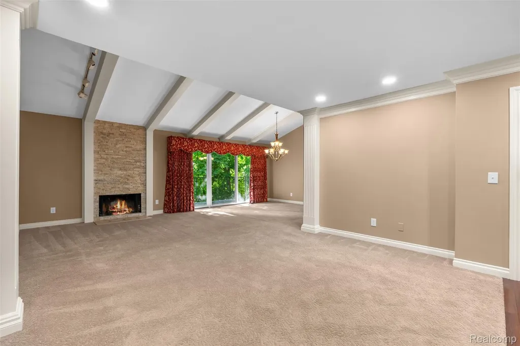 6471 Maple Hills Drive Bloomfield Hills City MI 48301
