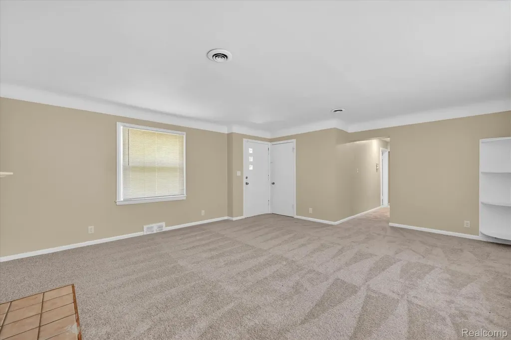 24827 Puritan Redford Charter Township MI 48239