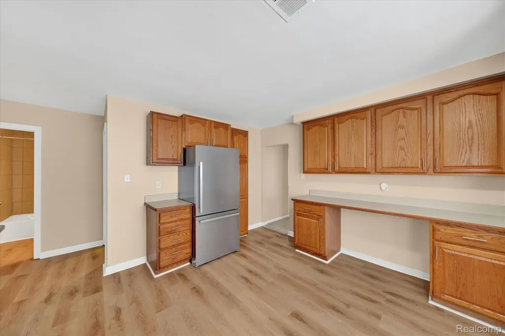 24827 Puritan Redford Charter Township MI 48239