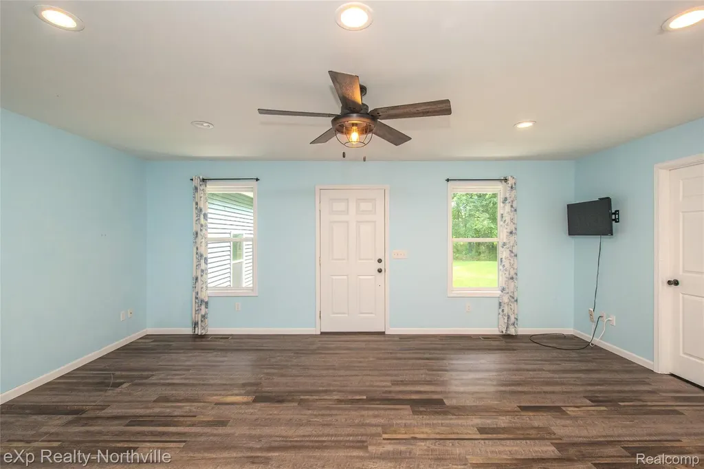 1765 Parker Road Holly Township MI 48442