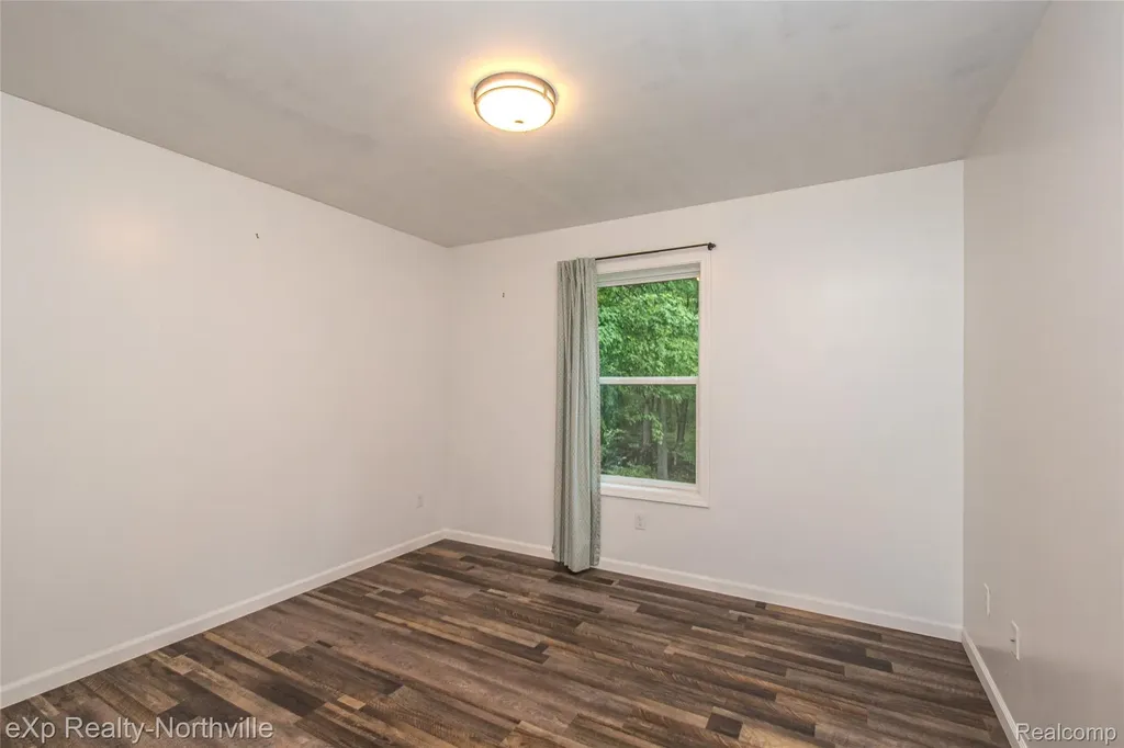 1765 Parker Road Holly Township MI 48442