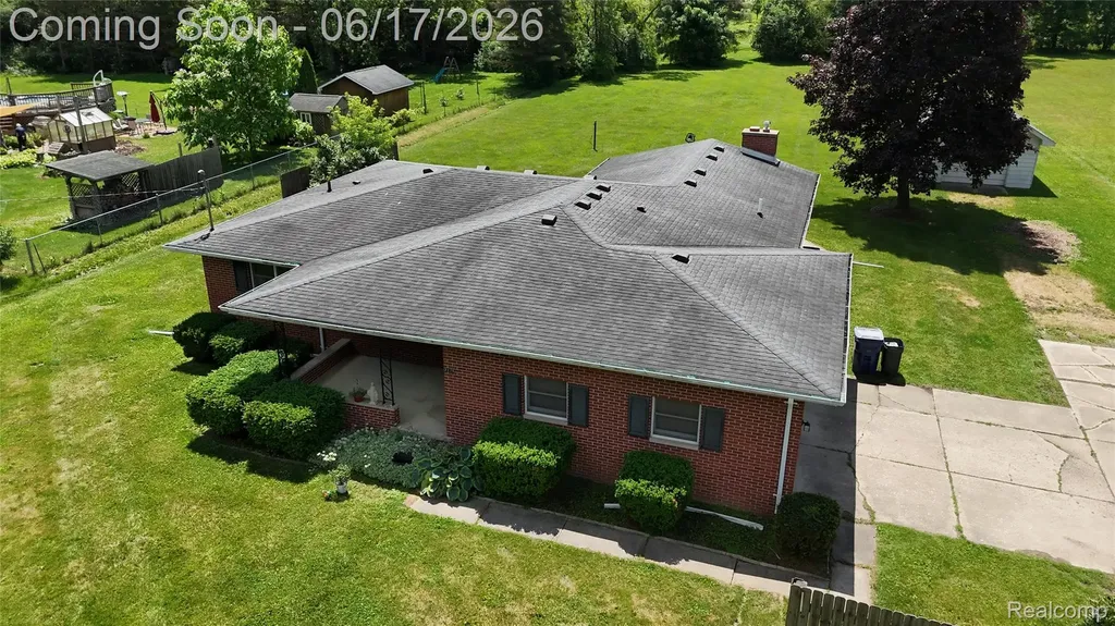 3174 Mcgregor Street Grand Blanc Charter Township MI 48439