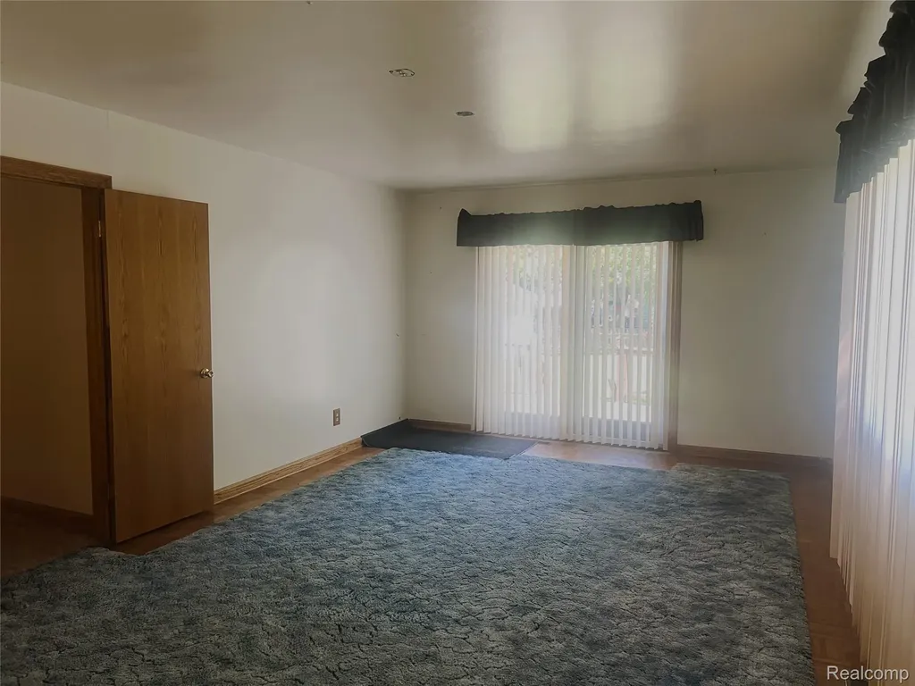 3918 Whitney Avenue Flint City MI 48532