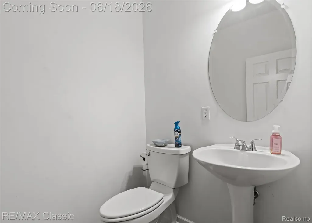 10884 Bouldercrest Drive Green Oak Township MI 48178
