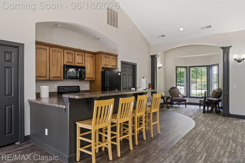 10884 Bouldercrest Drive Green Oak Township MI 48178