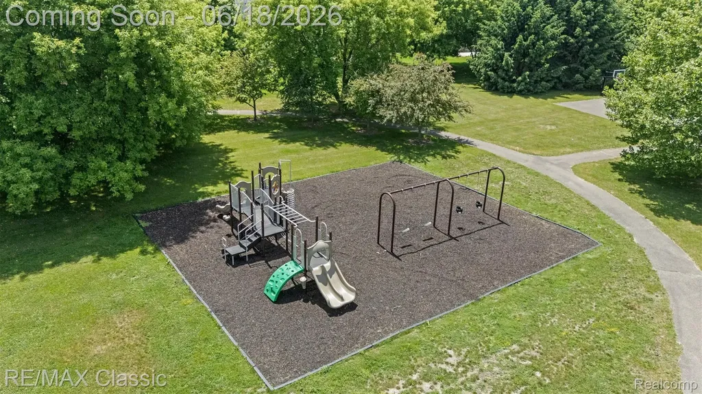 10884 Bouldercrest Drive Green Oak Township MI 48178
