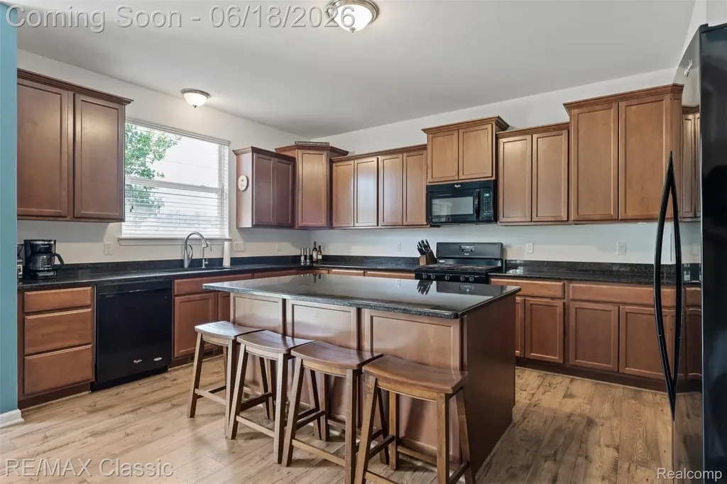 10884 Bouldercrest Drive Green Oak Township MI 48178