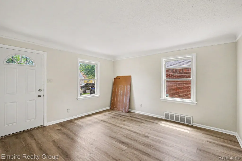 4575 Neff Avenue Detroit City MI 48224