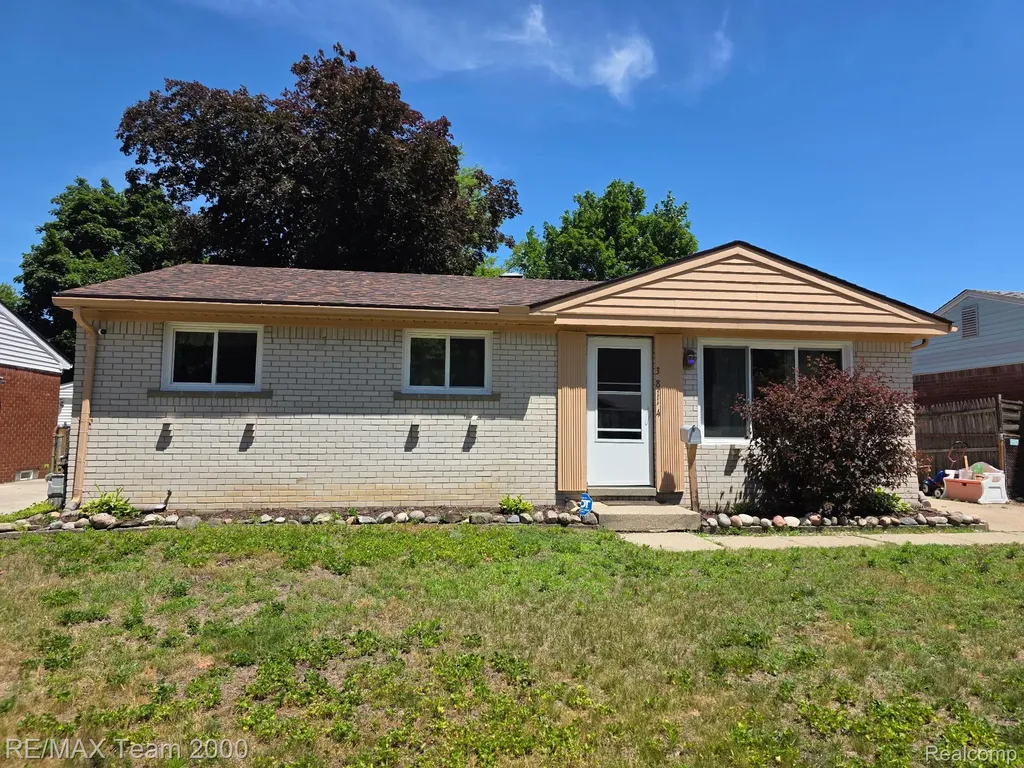 38114 Walnut Street Romulus City MI 48174