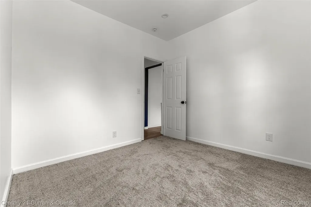 14861 Saint Marys Street Detroit City MI 48227