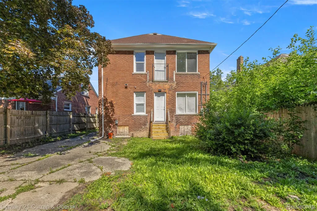 14861 Saint Marys Street Detroit City MI 48227