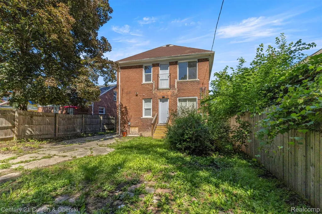 14861 Saint Marys Street Detroit City MI 48227