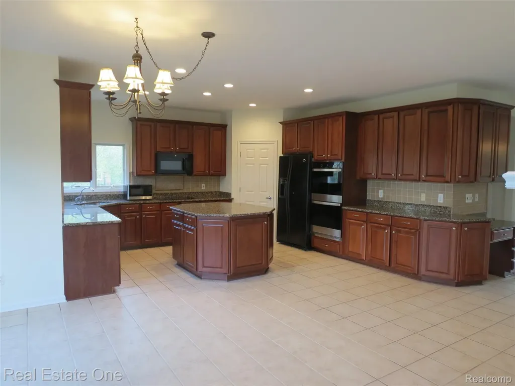 45702 Balfour Court Novi City MI 48377
