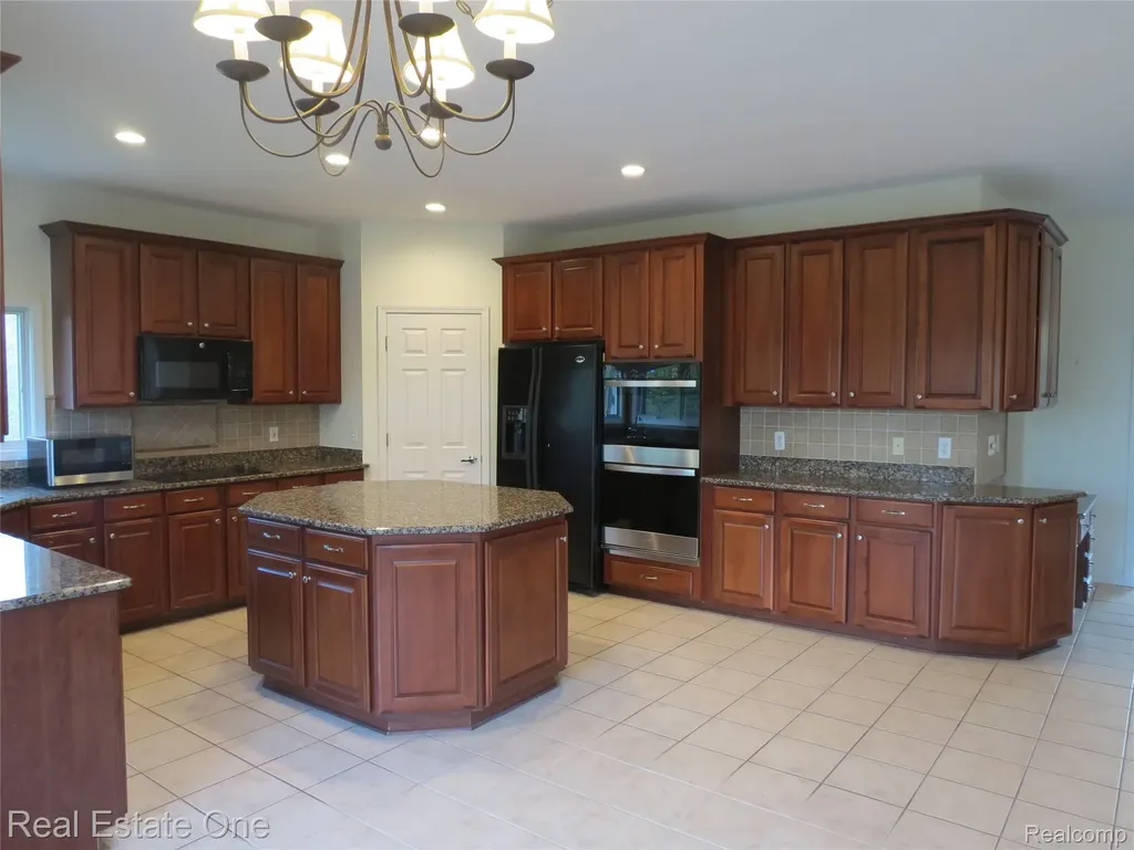 45702 Balfour Court Novi City MI 48377