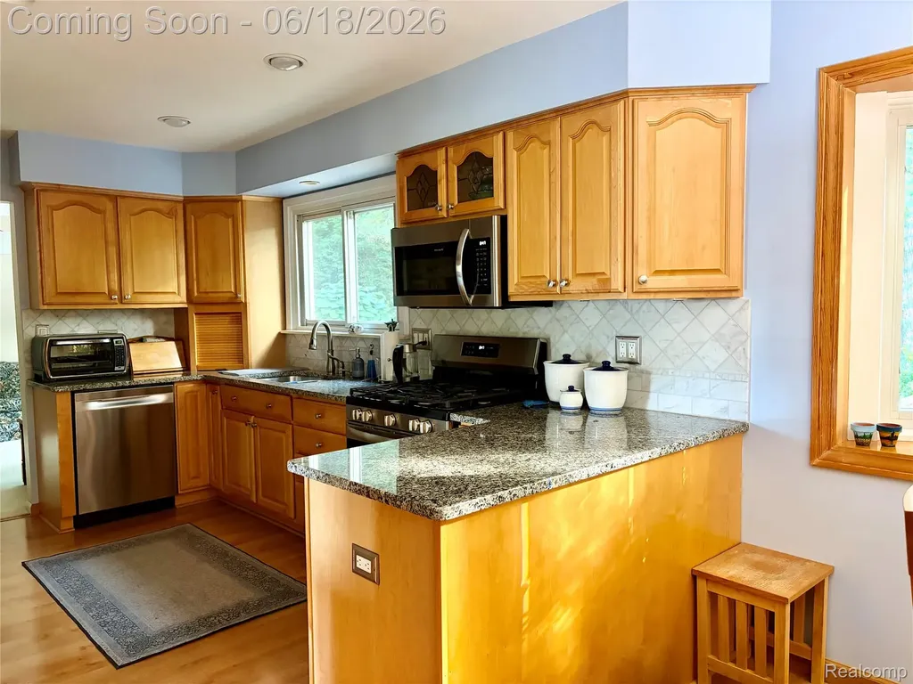 17307 Francavilla Drive Livonia City MI 48152