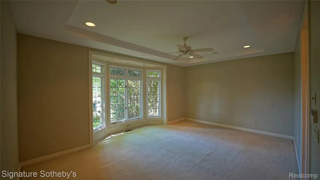 6608 Enclave Drive Independence Charter Township MI 48348