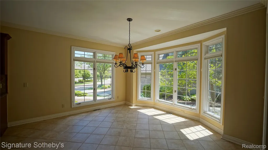 6608 Enclave Drive Independence Charter Township MI 48348