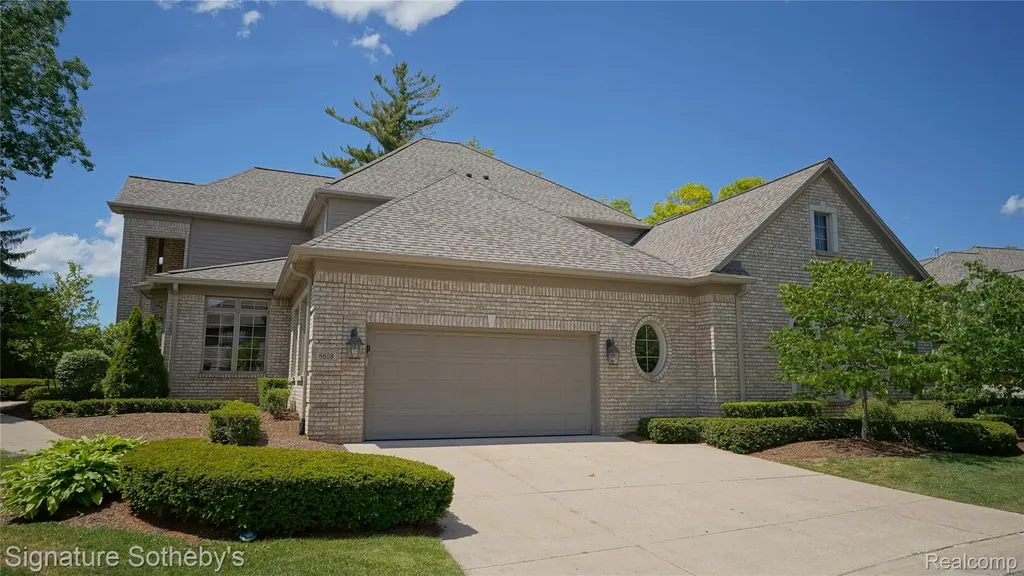 6608 Enclave Drive Independence Charter Township MI 48348