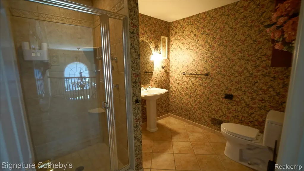 6608 Enclave Drive Independence Charter Township MI 48348