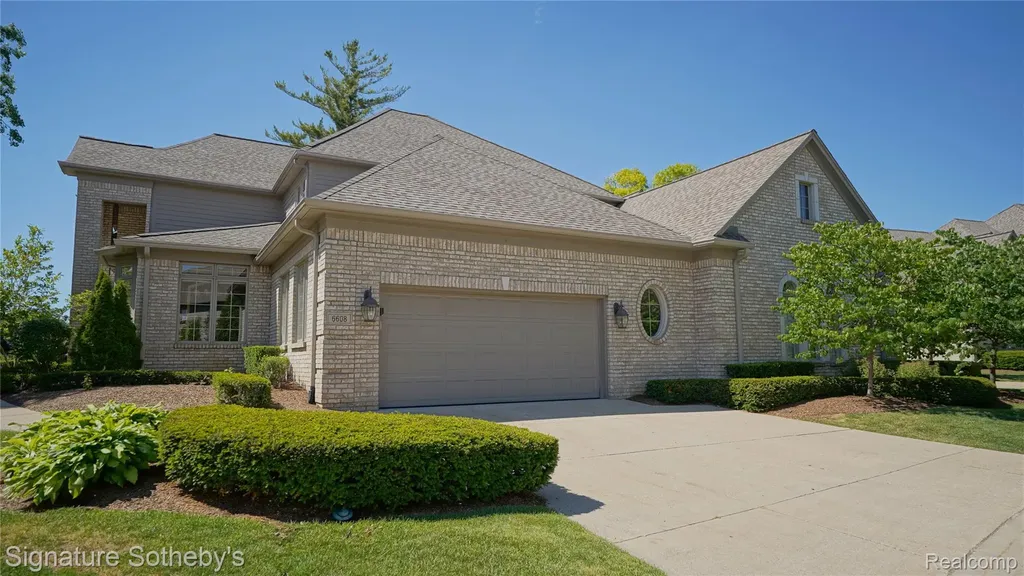 6608 Enclave Drive Independence Charter Township MI 48348