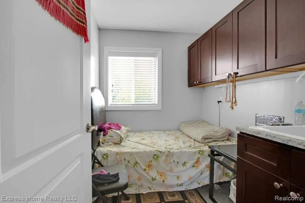 56713 Peach Tree Lane Macomb Township MI 48042