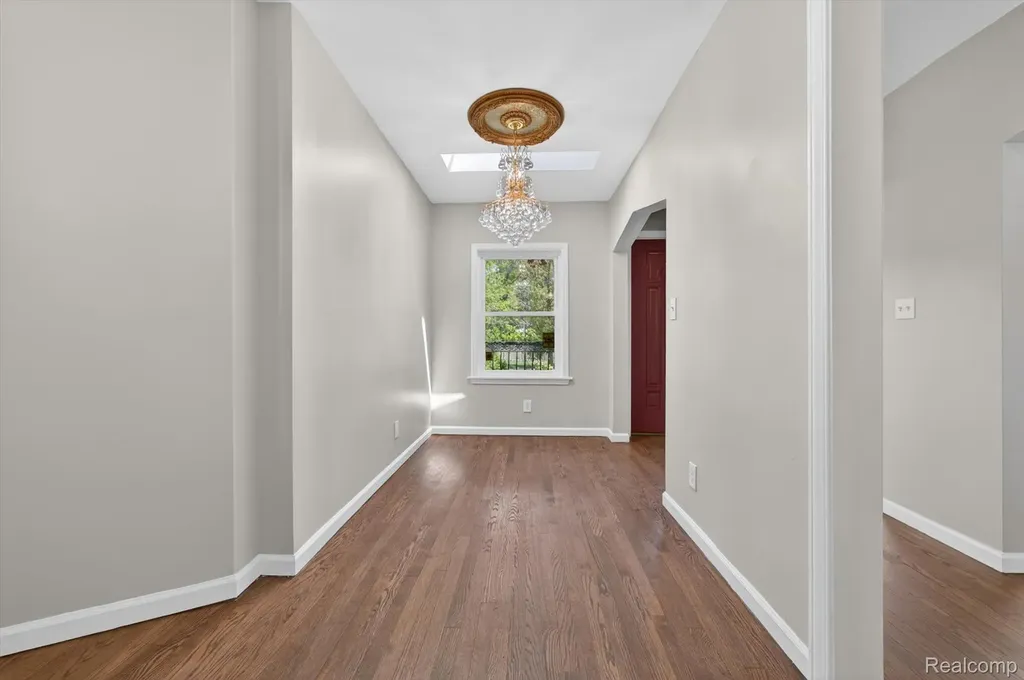 1781 Brys Drive Grosse Pointe Woods City MI 48236