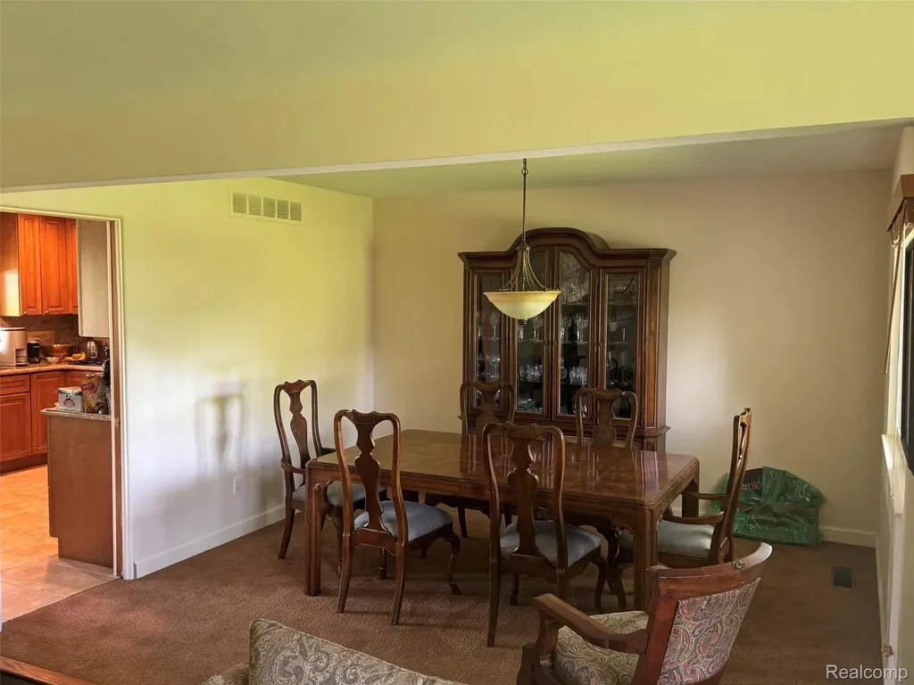 6925 Windham Lane Bloomfield Charter Township MI 48301