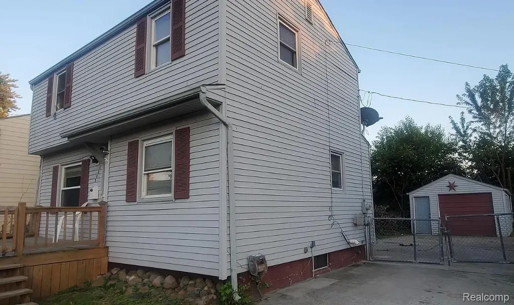 3606 Dale Avenue Flint City MI 48506
