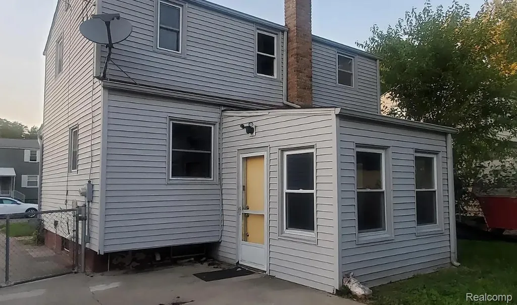 3606 Dale Avenue Flint City MI 48506