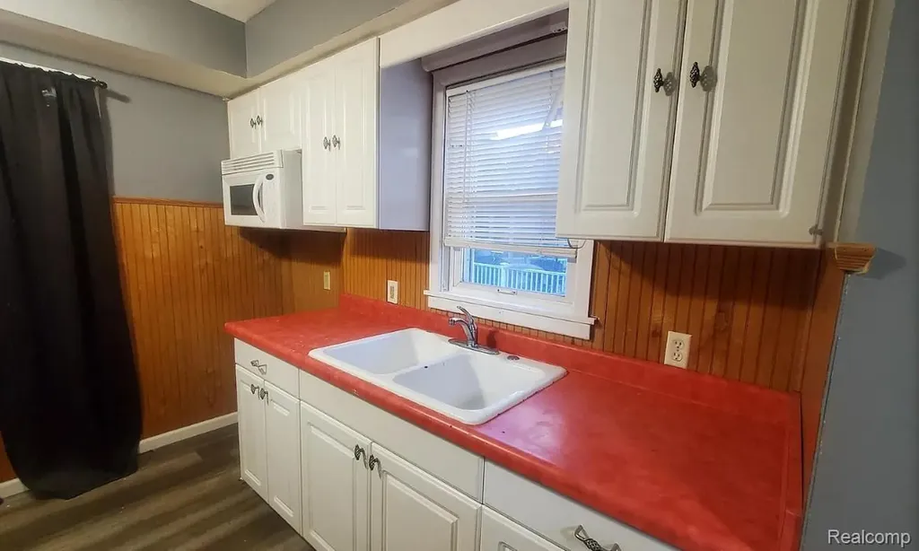 3606 Dale Avenue Flint City MI 48506