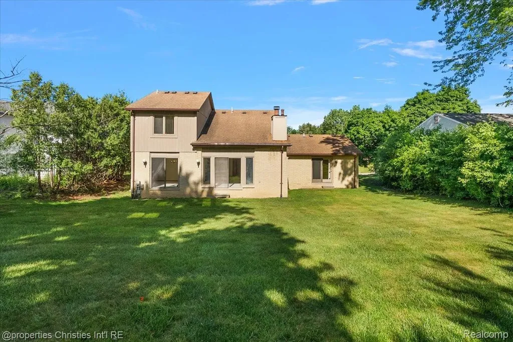 37224 Chesapeake Road Farmington Hills City MI 48335