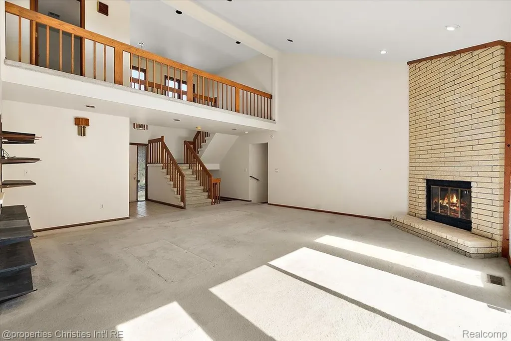 37224 Chesapeake Road Farmington Hills City MI 48335