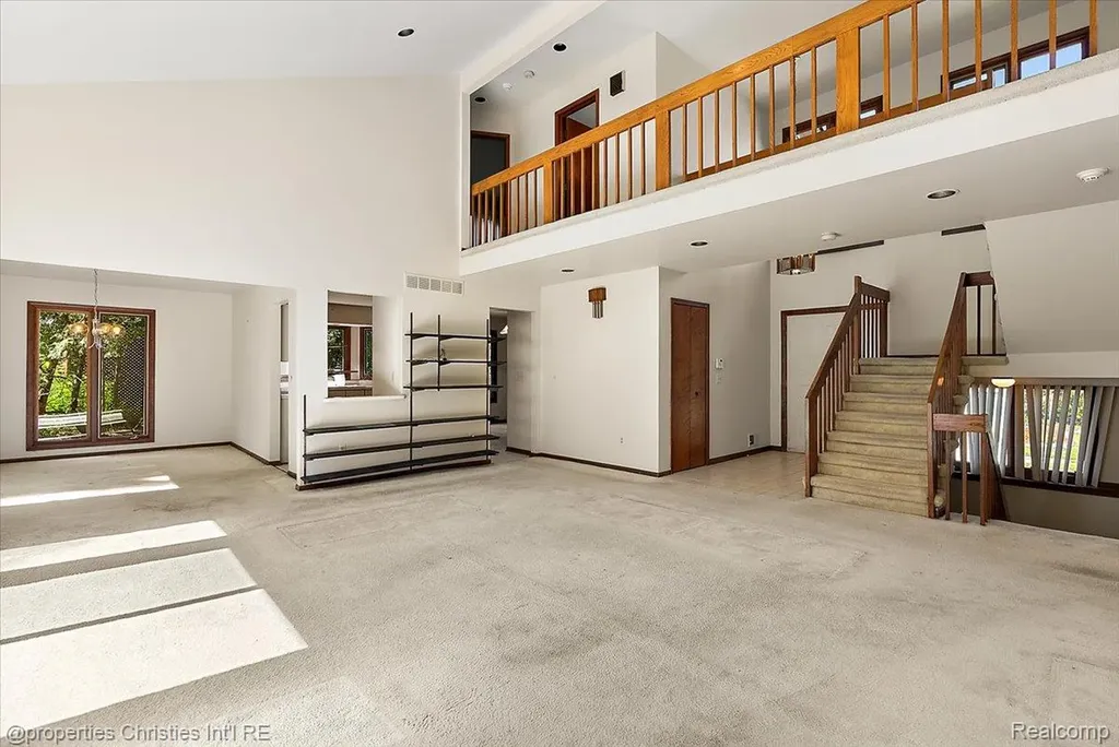 37224 Chesapeake Road Farmington Hills City MI 48335