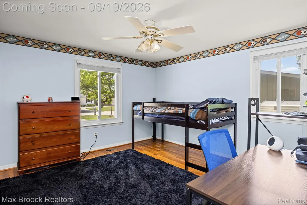 25551 Kilreigh Drive Farmington Hills City MI 48336