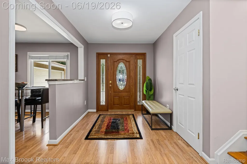 25551 Kilreigh Drive Farmington Hills City MI 48336