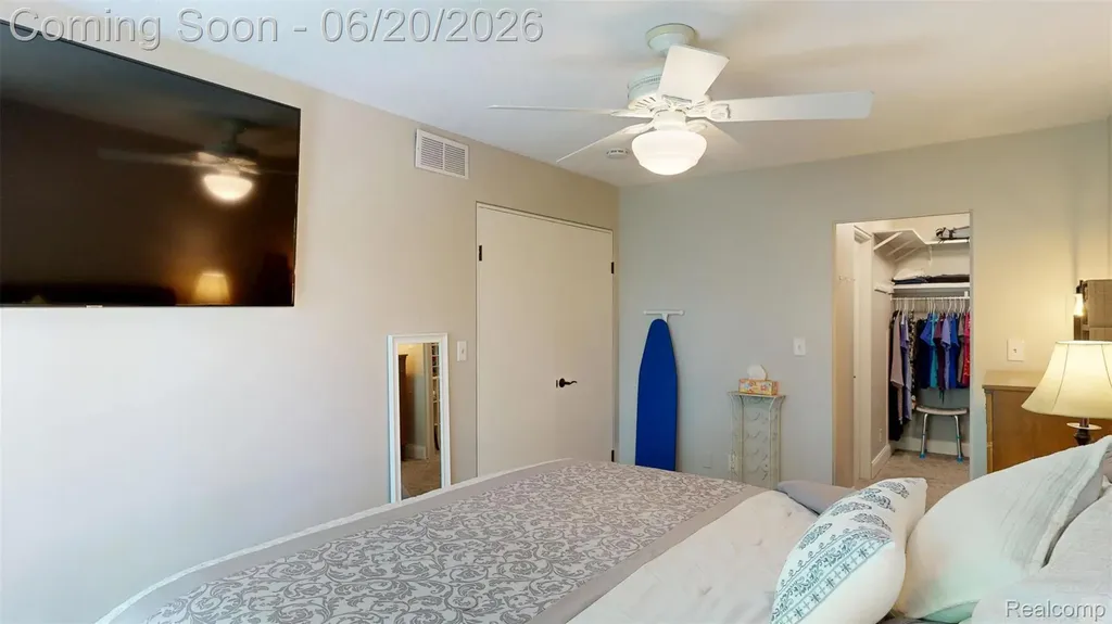 2327 Bay Woods Court Frankenlust Township MI 48706