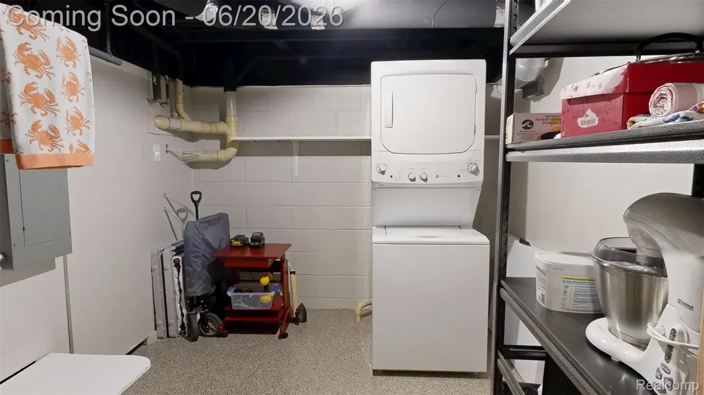 2327 Bay Woods Court Frankenlust Township MI 48706