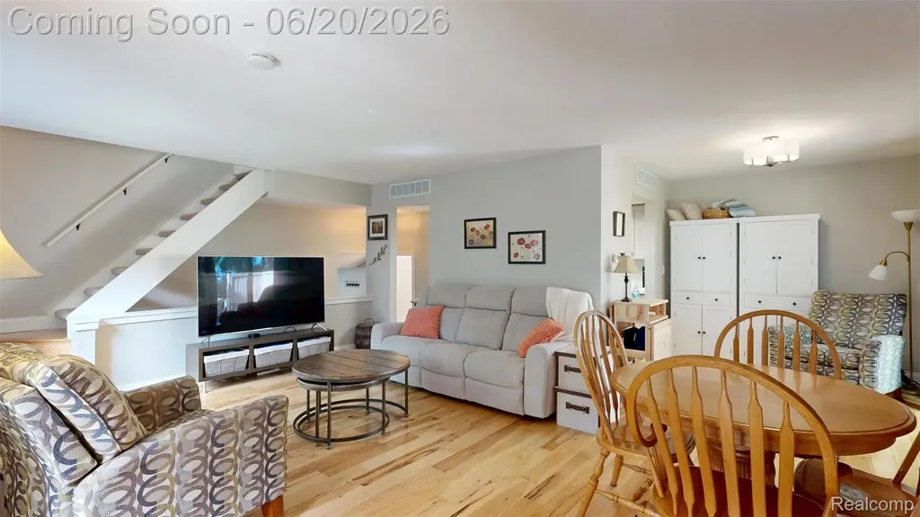2327 Bay Woods Court Frankenlust Township MI 48706