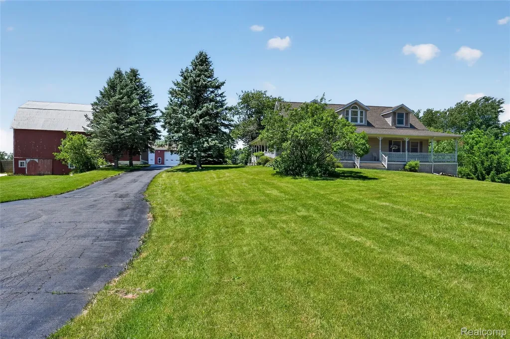 4260 Sylvan Road Sharon Township MI 49240