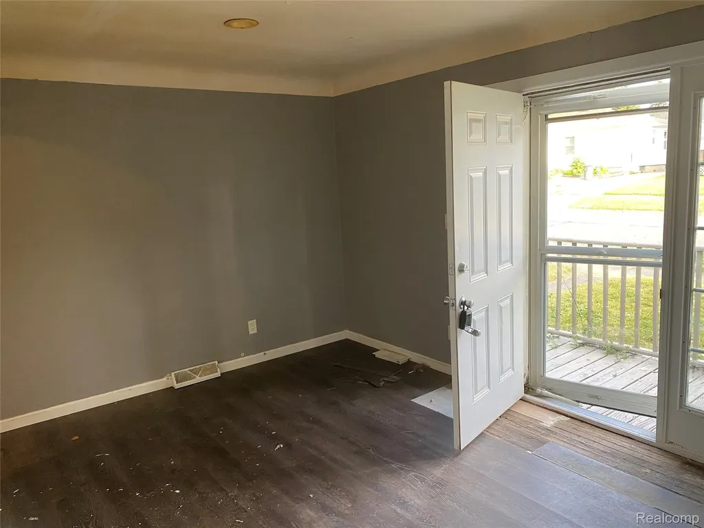 3822 Larchmont Street Flint City MI 48532