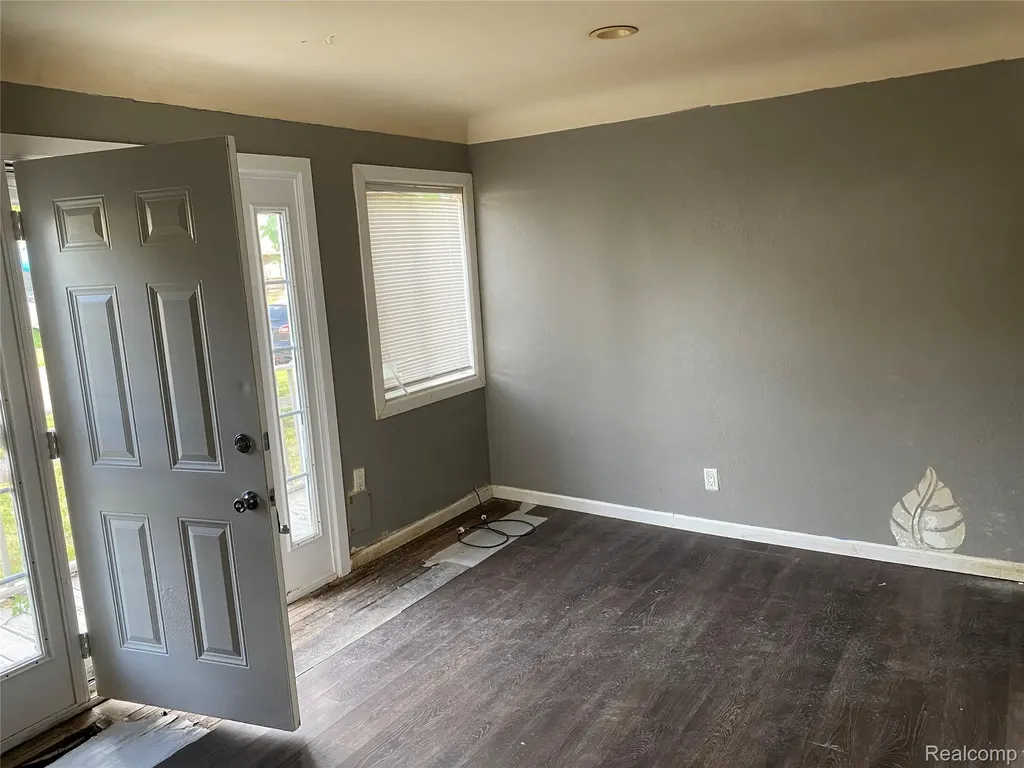 3822 Larchmont Street Flint City MI 48532