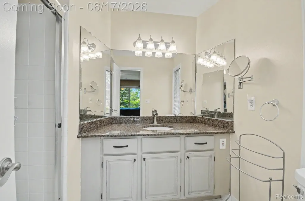 16569 Congress Drive Clinton Charter Township MI 48038