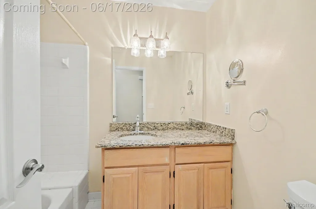 16569 Congress Drive Clinton Charter Township MI 48038